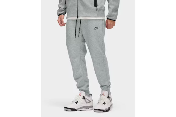 Nike Tech Fleece Sweatpants Gray